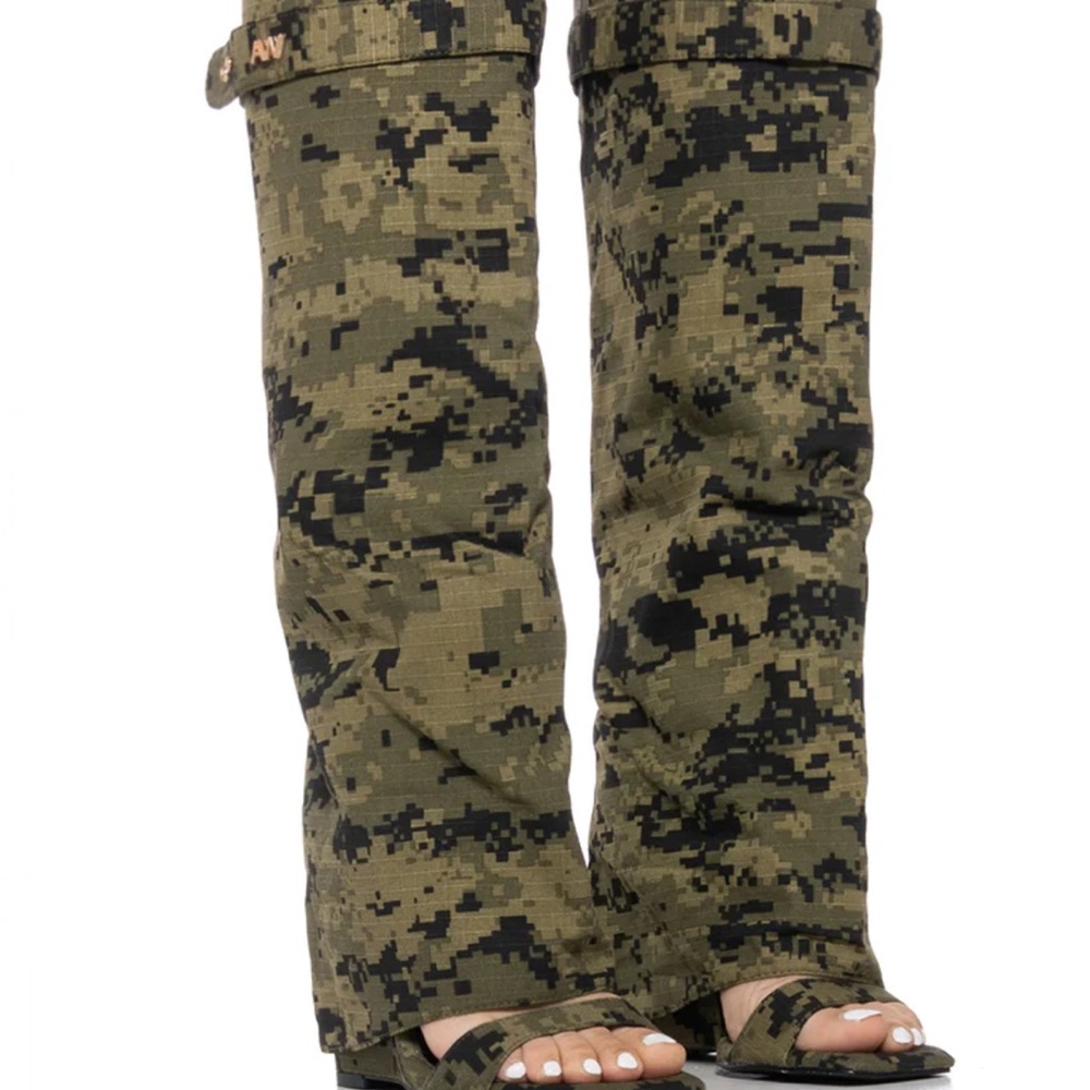Stylish Camouflage Wedge Sandals